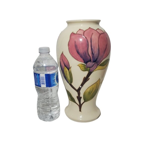 Vintage Moorcroft Magnolia Vase 10.5"– Walter Moorcroft ✨ - Picture 5 of 10